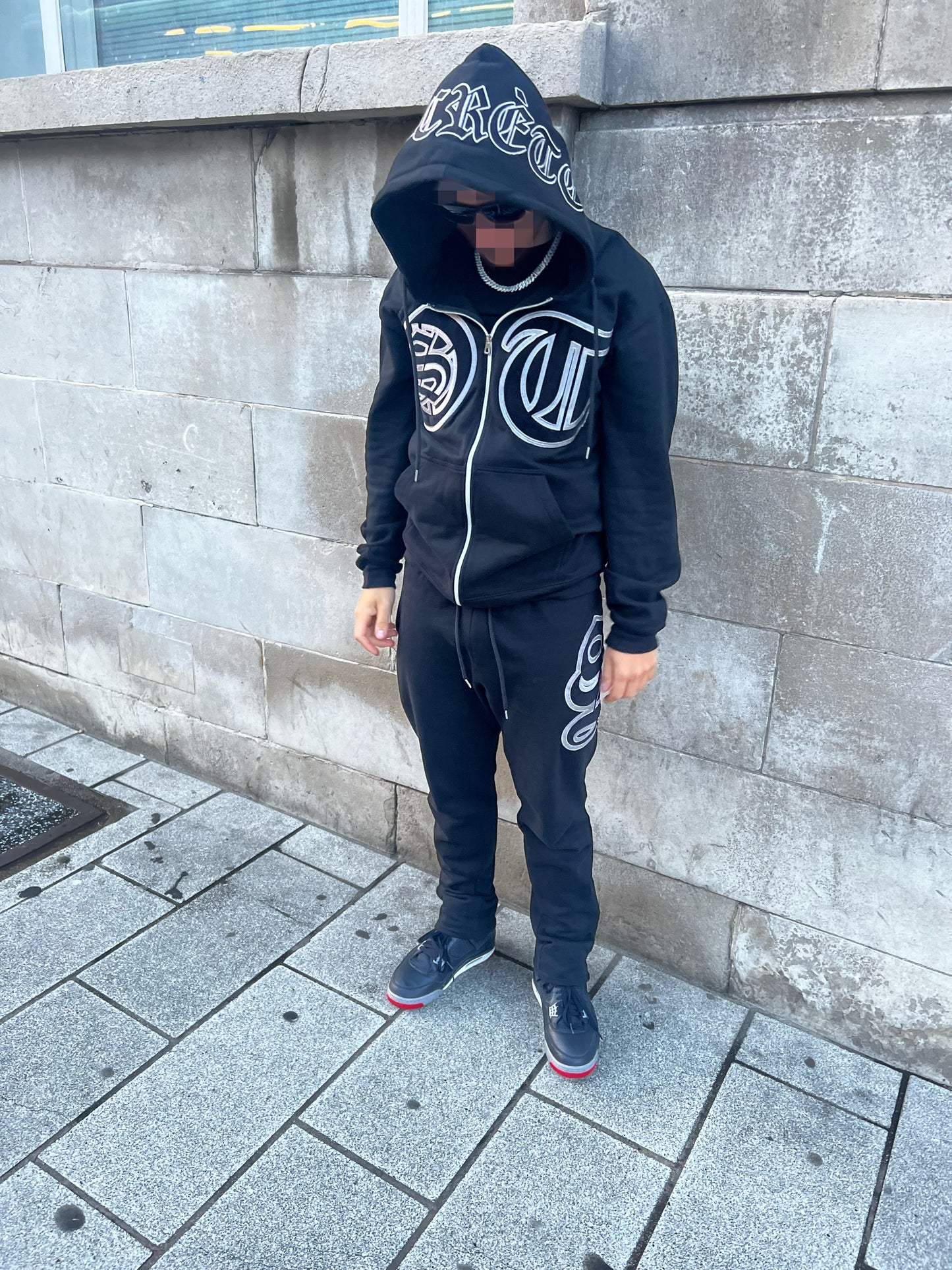 BLACK SECRÈTE TRACKSUIT