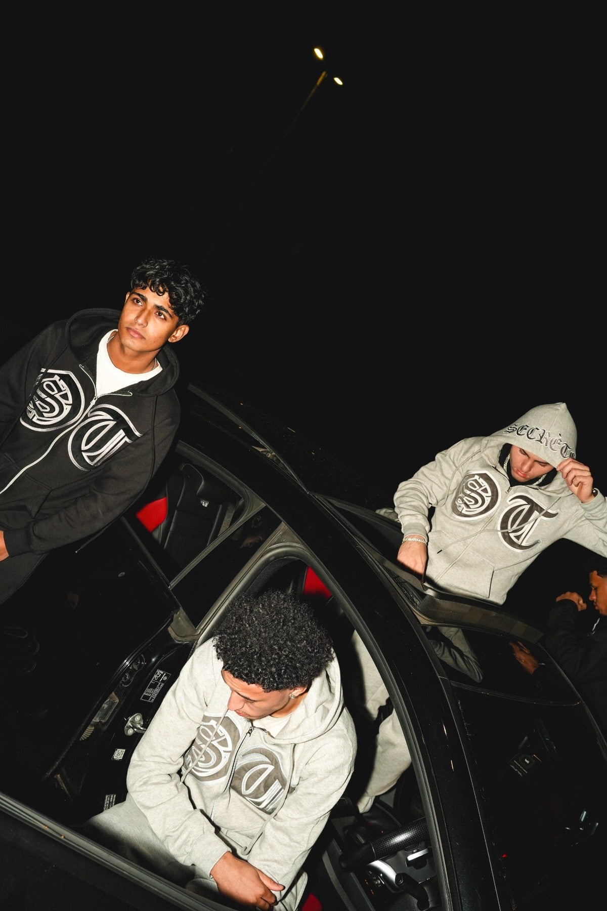 Black SECRÈTE tracksuit